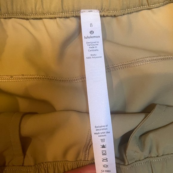 Lululemon On the Fly Cropped jogger size 8 - Picture 2 of 6